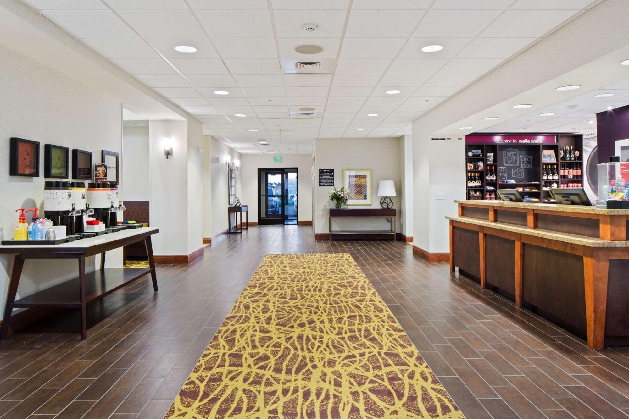 Hampton Inn & Suites By Hilton Уала Уала Екстериор снимка