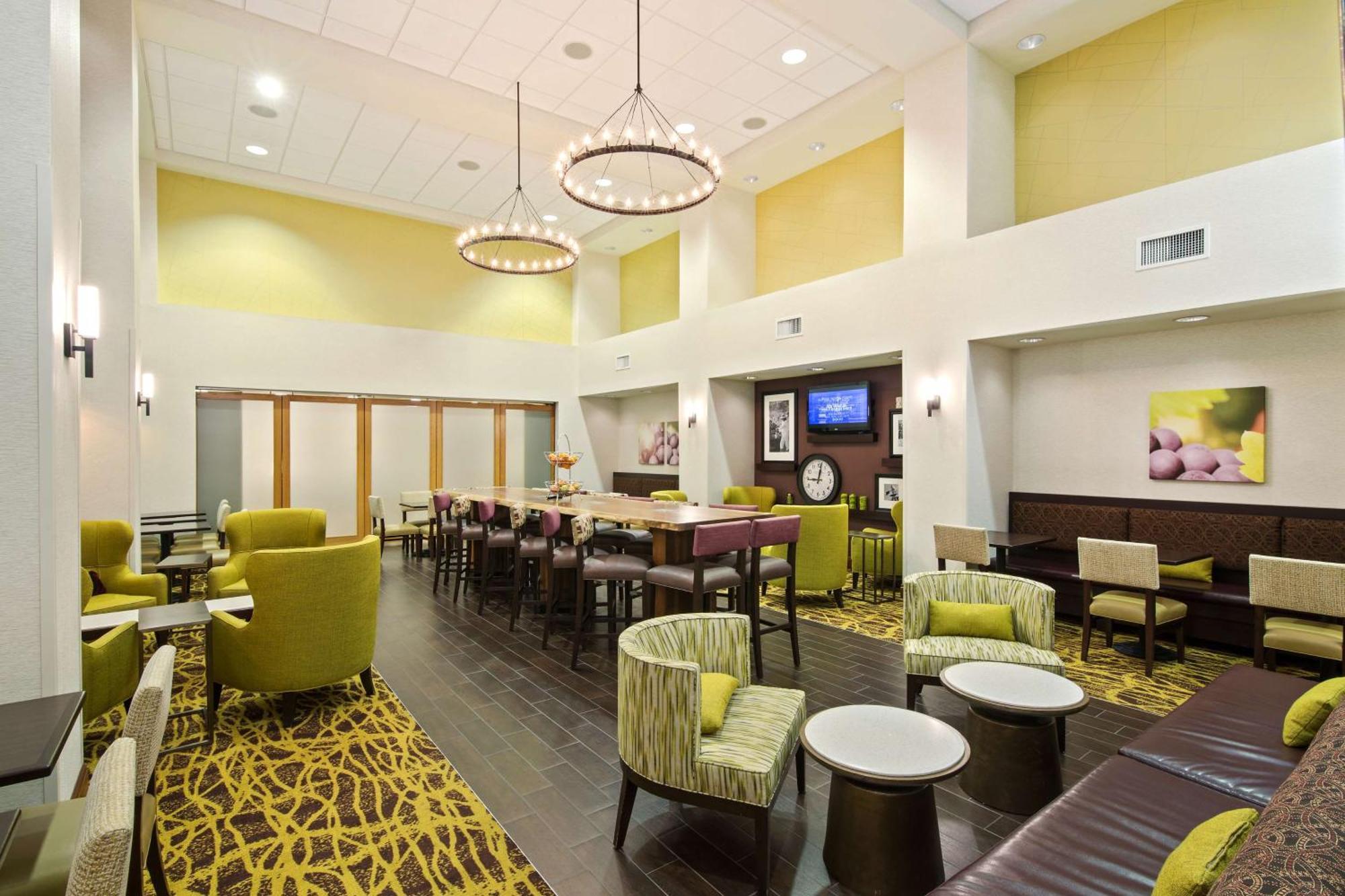 Hampton Inn & Suites By Hilton Уала Уала Екстериор снимка
