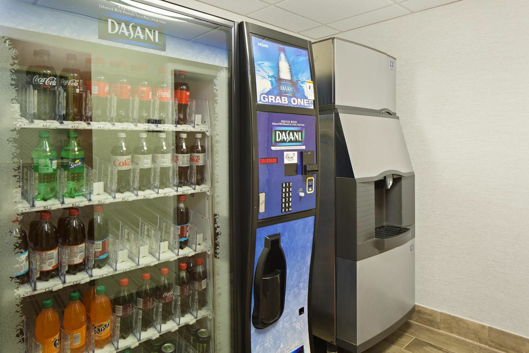 Hampton Inn & Suites By Hilton Уала Уала Екстериор снимка